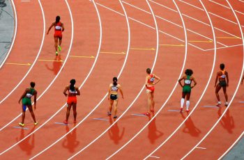 ‘That girl is the Olympic spirit’: After colliding, runners help each other…